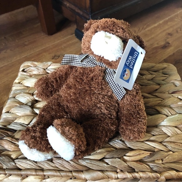 United Way soft brown teddy bear - Picture 1 of 5